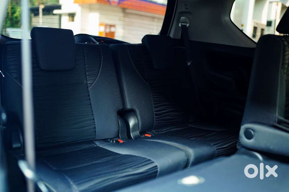 Toyota Innova Crysta 2.4 V, 2016, Diesel