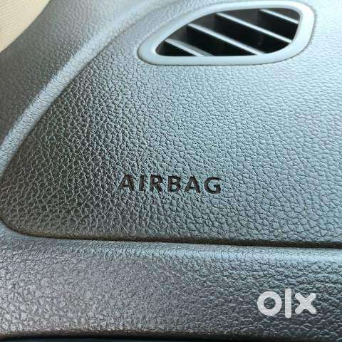 Volkswagen Vento 1.2 Highline Plus At 16 Alloy, 2018, Petrol