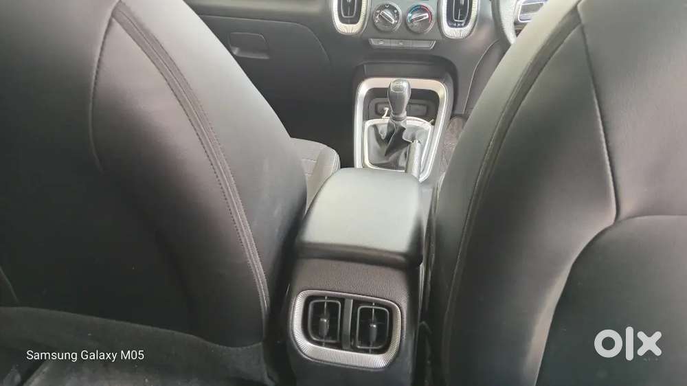 I Am Selling The Car If Anyone Want Message Me