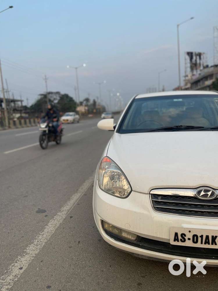 Hyundai Verna 2010 39000 Km Driven Well Maintained.