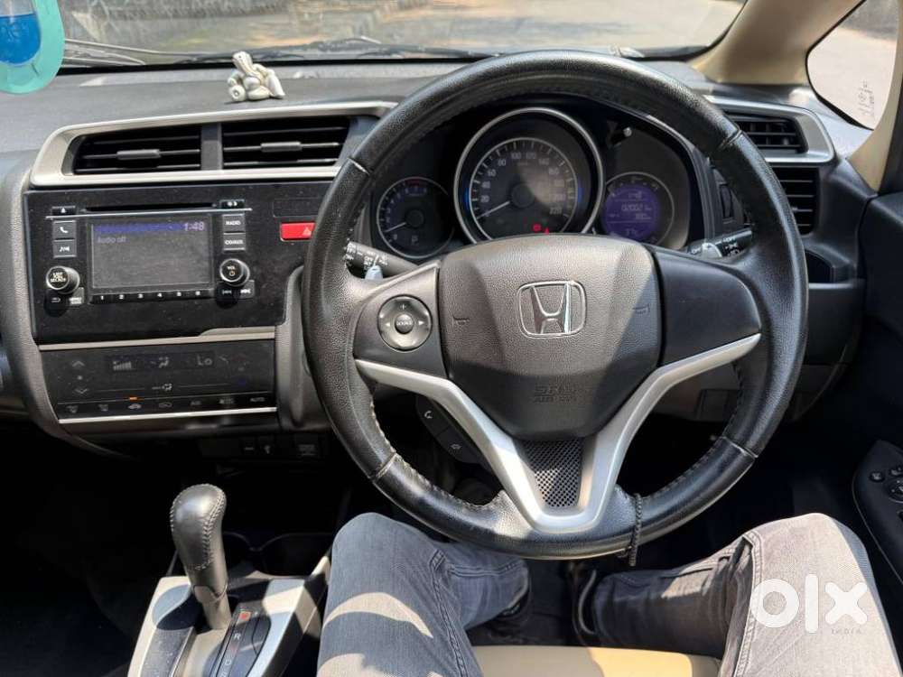 Honda Jazz V Automatic, 2016, Petrol