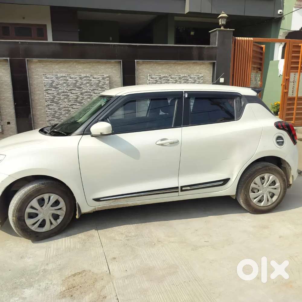 Maruti Suzuki Swift Vxi, November -2022 ,petrol ,47500 Km Driven.