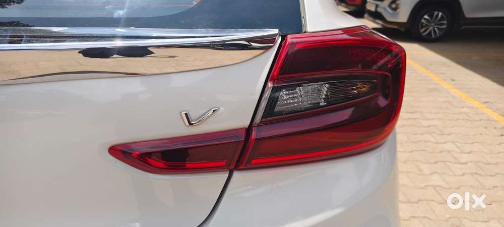 Toyota Glanza 1.2 V Amt, 2024, Petrol