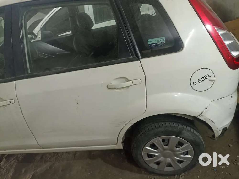 Ford Figo Diesel Zxi 2012