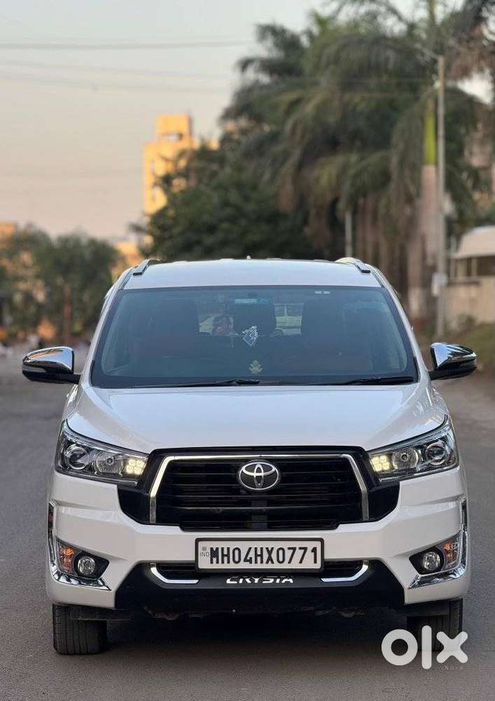 Toyota Innova Crysta 2.4 V, 2017, Diesel
