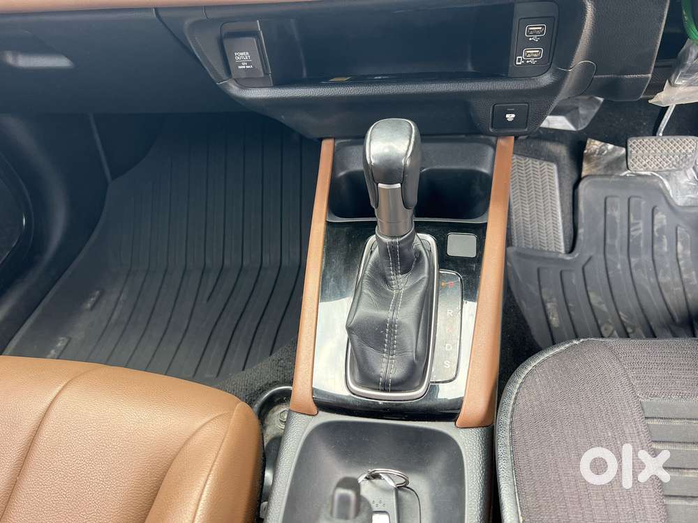 Honda Elevate Zx Cvt, 2023, Petrol