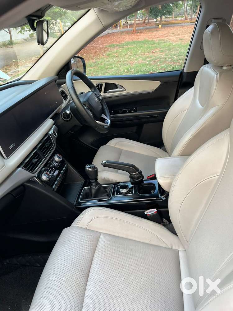 Mahindra Xuv700 Ax7 Awd, 2024, Diesel