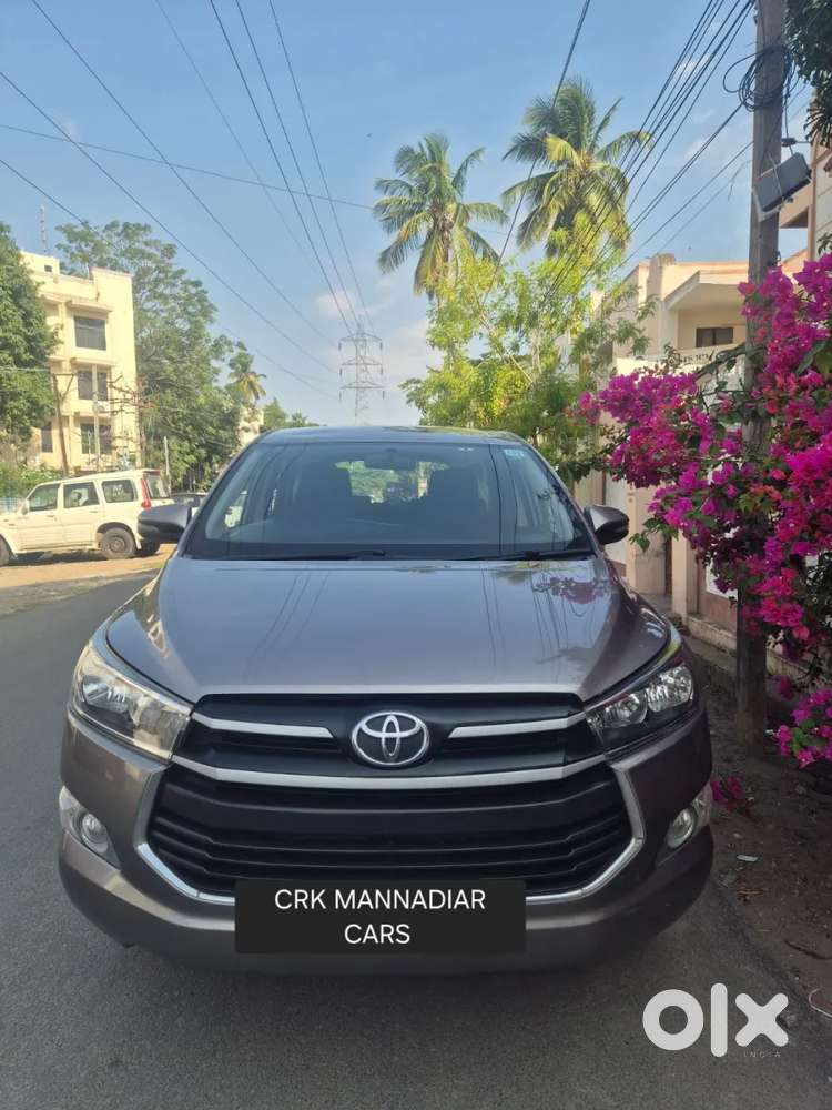 Toyota Innova Crysta [2020-ongoing] 2.4 Gx 7 Str, 2017, Diesel