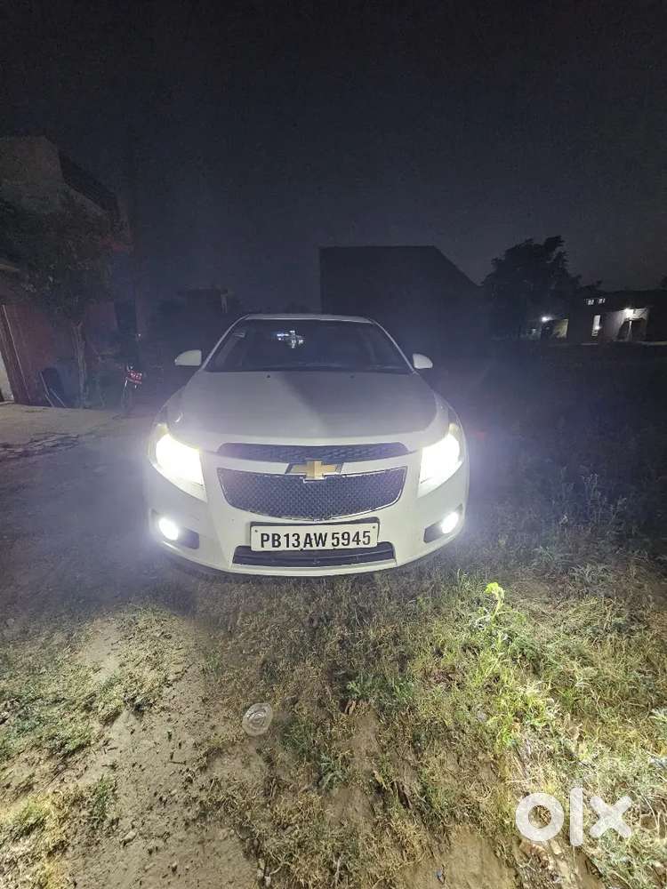 Chevrolet Cruze Ltz Push Button Start 2010 Diesel Manual With Sunroof