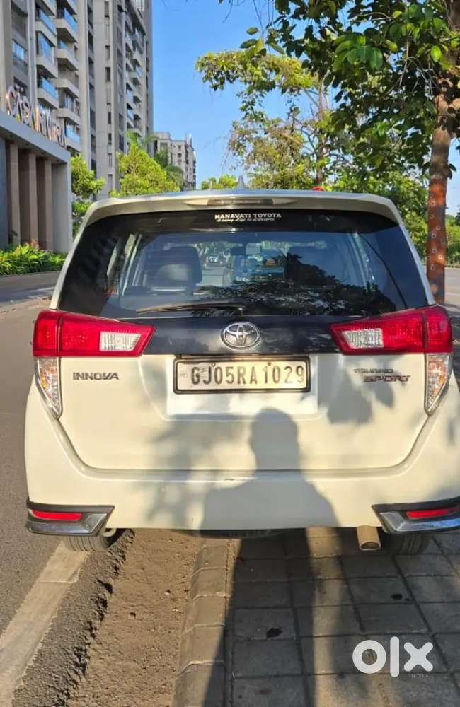 Toyota Innova Crysta 2018 Diesel 99500 Km Driven
