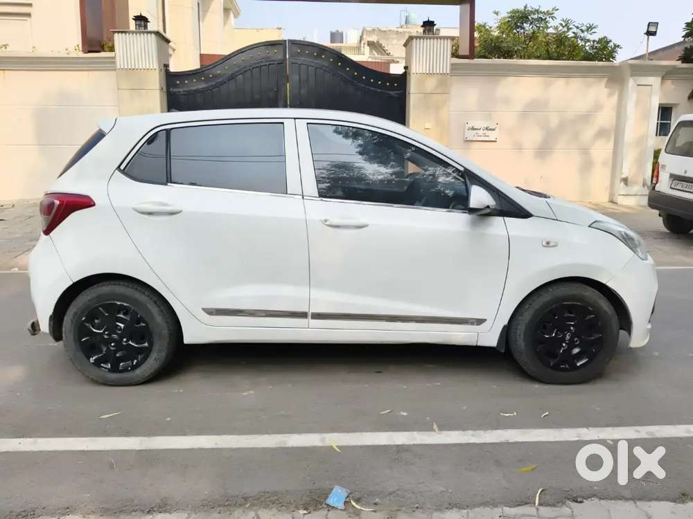 Urgent Sell Hyundai Grand I10 2014 Diesel 83000 Km Driven