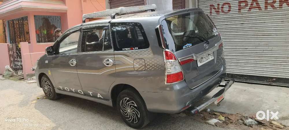 Toyota Innova 2013 Diesel 89000 Km Driven