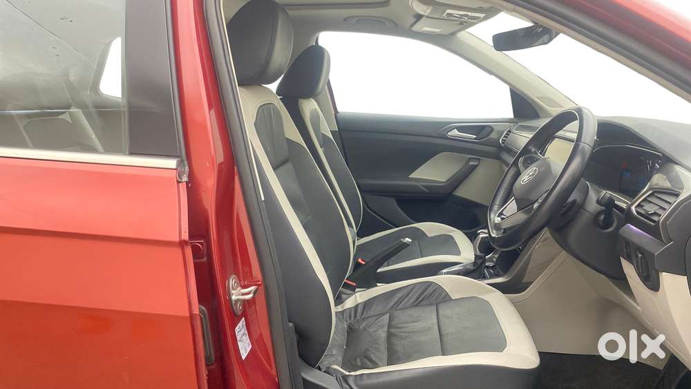 Volkswagen Taigun 1.0 Tsi Topline At, 2022, Petrol