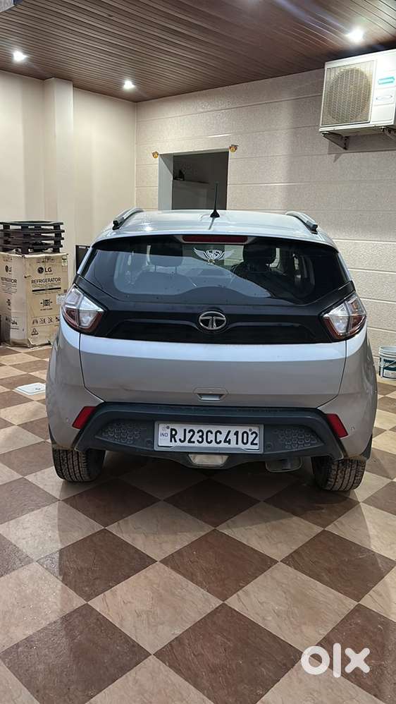 Tata Nexon Petrol Manual 2018