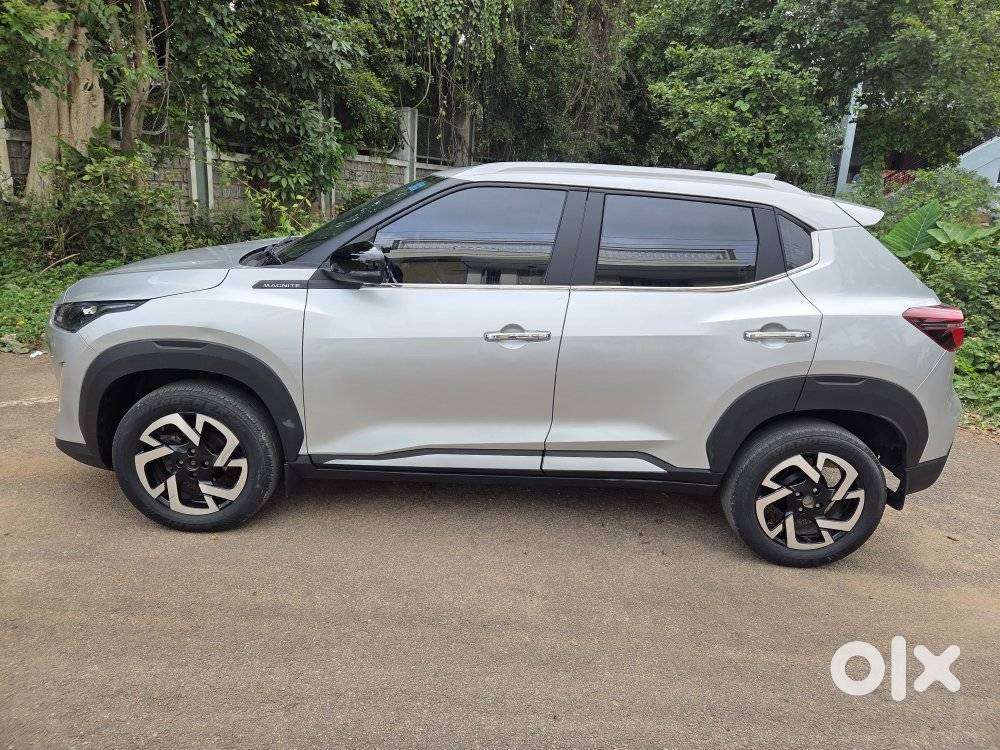 Nissan Magnite 1.0 Xv, 2022, Petrol