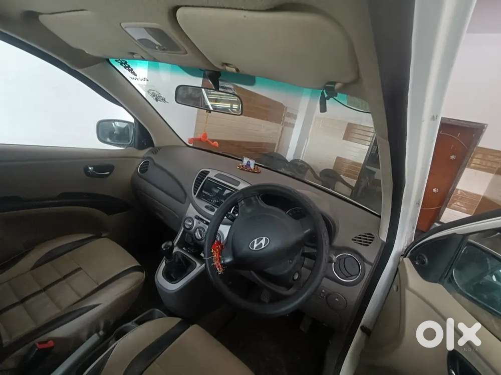 Hyundai I10 Sportz Petrol Lpg 2015