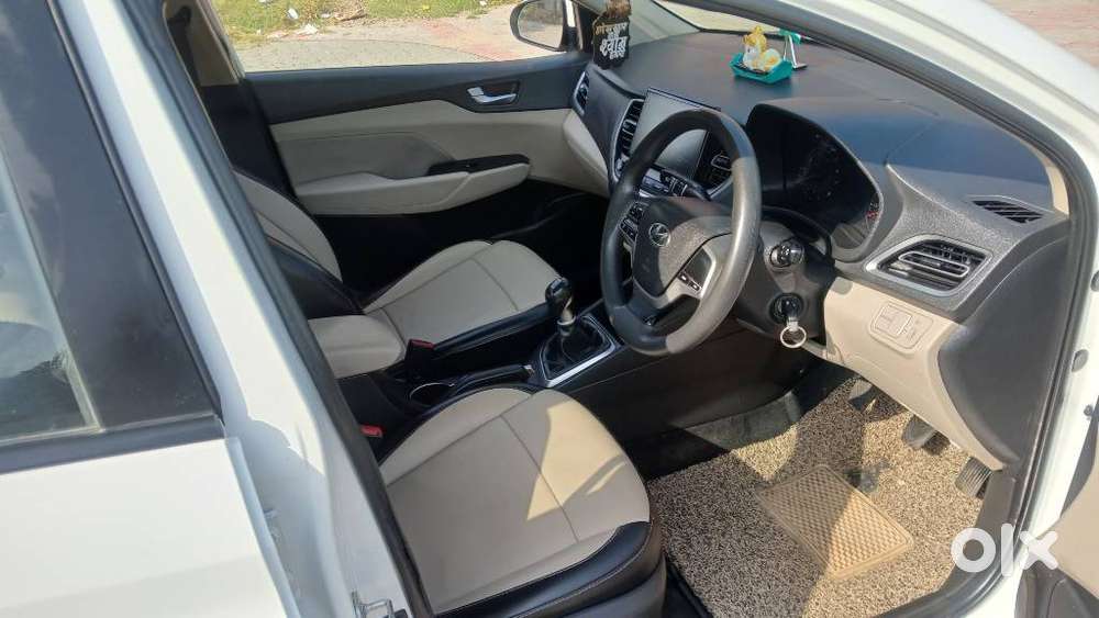 Hyundai Verna 1.5 S Petrol Mt, 2023, Petrol