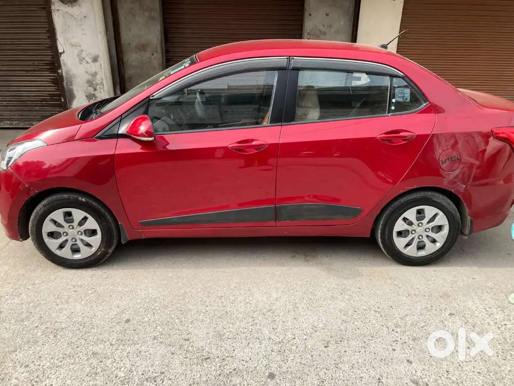 Hyundai Xcent Petrol 2015