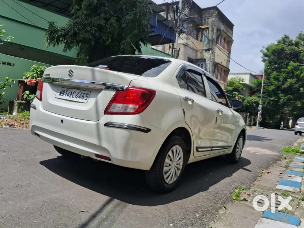 Maruti Suzuki Dzire 1.2 Vxi, 2024, Petrol