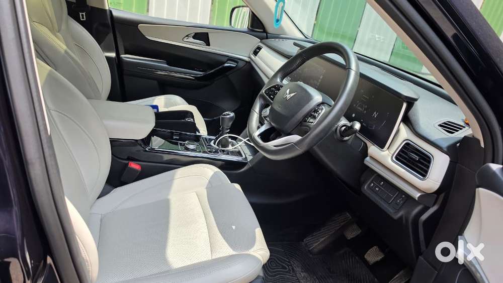 Mahindra Xuv700 2.2 Ax 7 Diesel Mt Str, 2022, Diesel