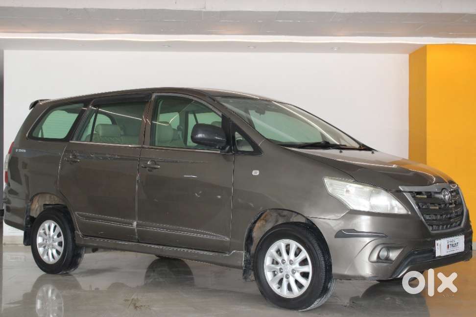Toyota Innova 2.5 G (diesel) 8 Seater, 2014, Diesel