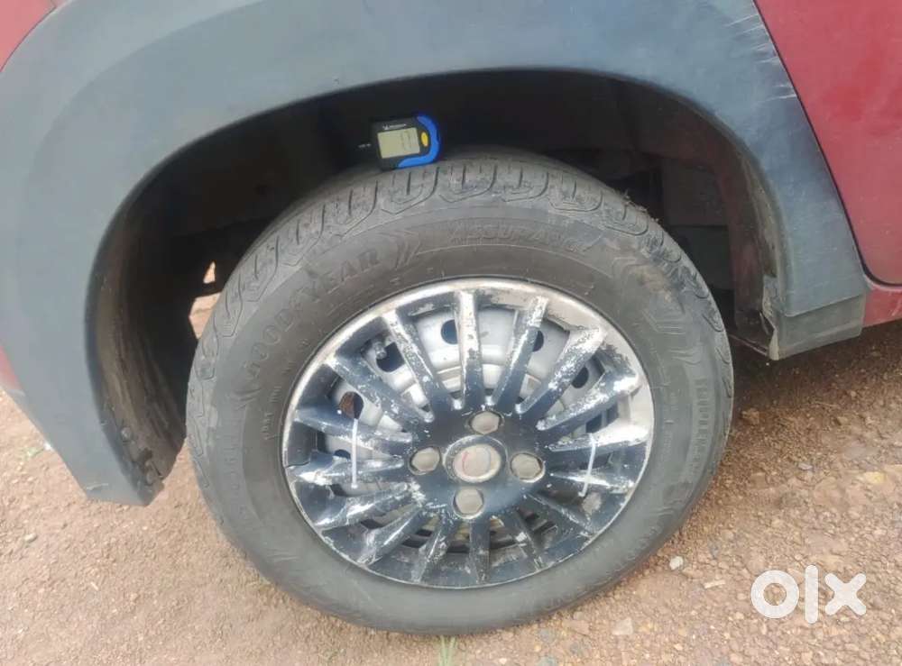 Mahindra Kuv100 G80 2017