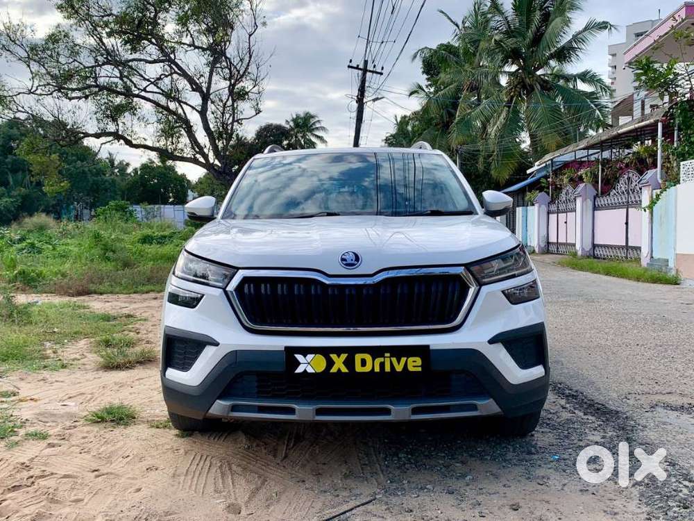 Skoda Kushaq 1.0 Tsi Ambition At, 2023, Petrol