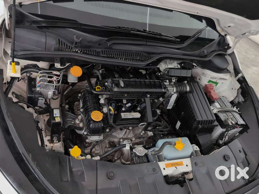 Tata Altroz Xza Petrol, 2025, Petrol