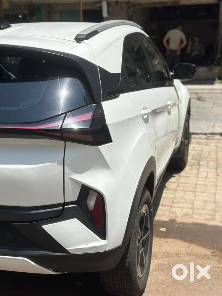 Tata Nexon Diesel Manual , Well Maintained Car And Less Km Driven