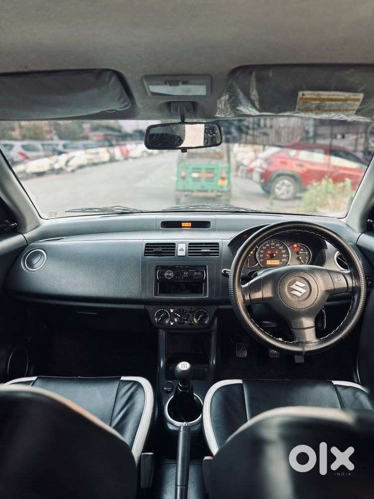 Maruti Suzuki Swift 1.2 Vxi (o), 2010, Petrol