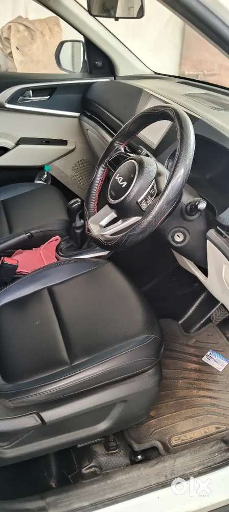 Kia Carens 1.4 Luxury 2025