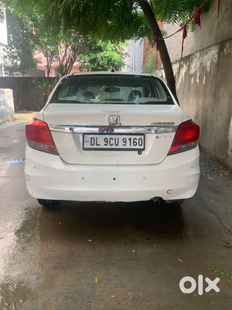 Honda Amaze 2015 Petrol Urgent Sell