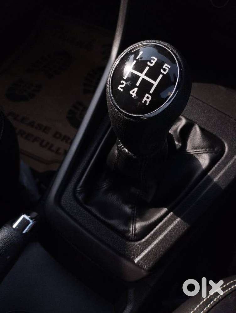 Maruti Suzuki Brezza 1.5 Lxi Cng, 2025, Petrol