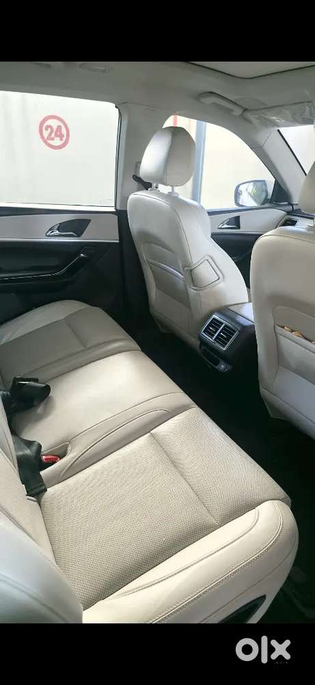 Mahindra Xuv700 Ax7l Awd