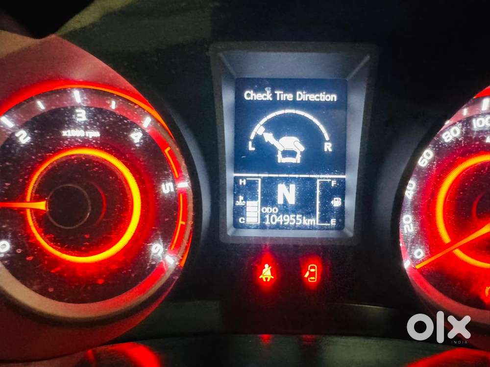 Mahindra Xuv300 W8 (o) 1.5 Diesel Amt, 2021, Diesel