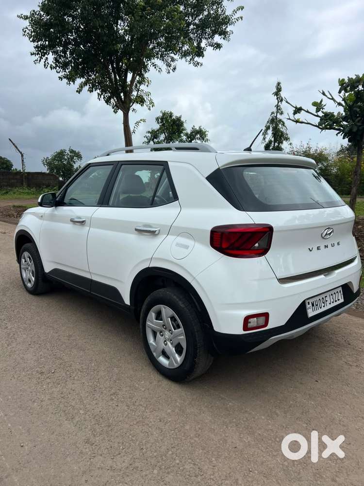 Hyundai Venue S 1.2 Petrol, 2020, Petrol