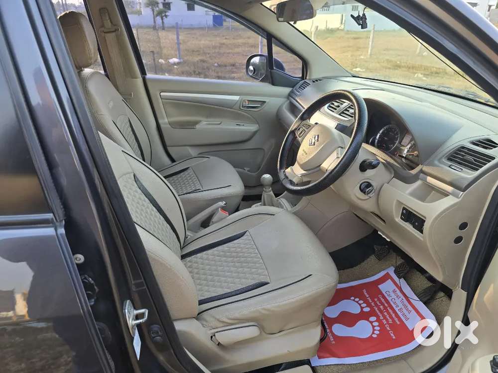 Maruti Suzuki Ertiga Vxi+