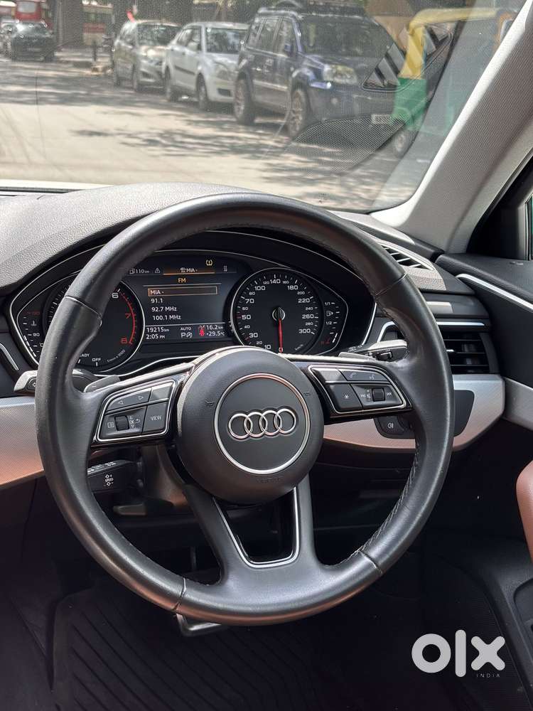 Audi A4 2.0 Premium Plus 40 Tfsi, 2023, Petrol