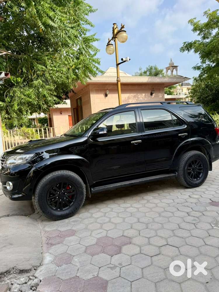 Toyota Fortuner 2012 Diesel Well Maintained