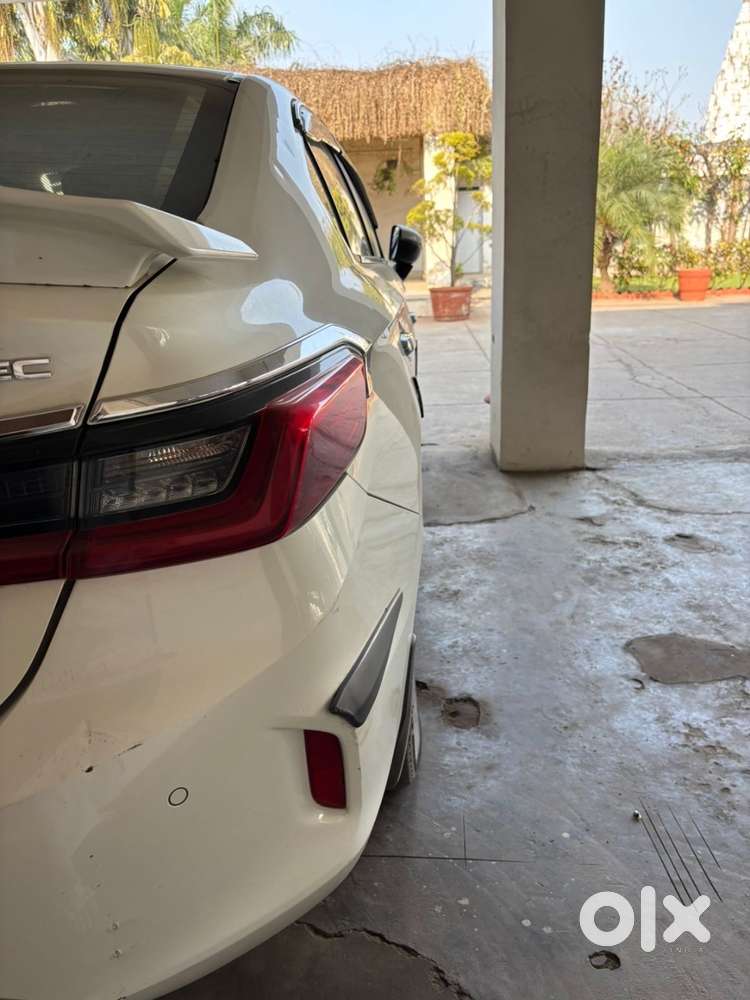 Honda City Zx 2022 Petrol Well Maintained