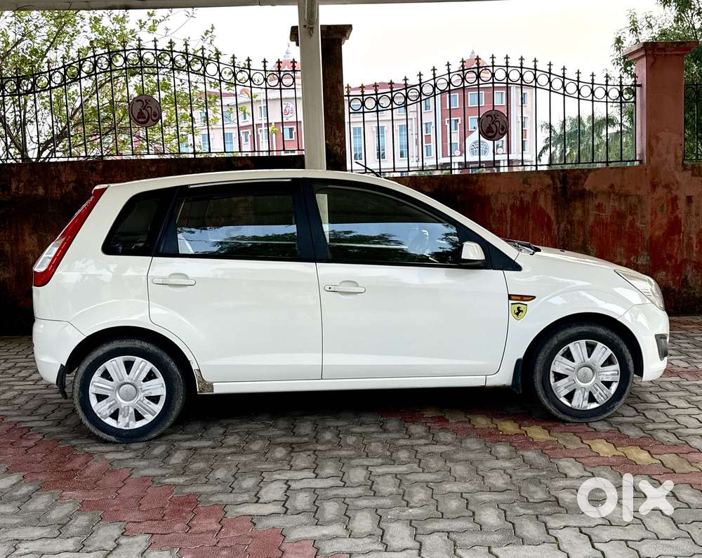 Ford Figo 1.2 Duratec Petrol Zxi, 2013, Petrol