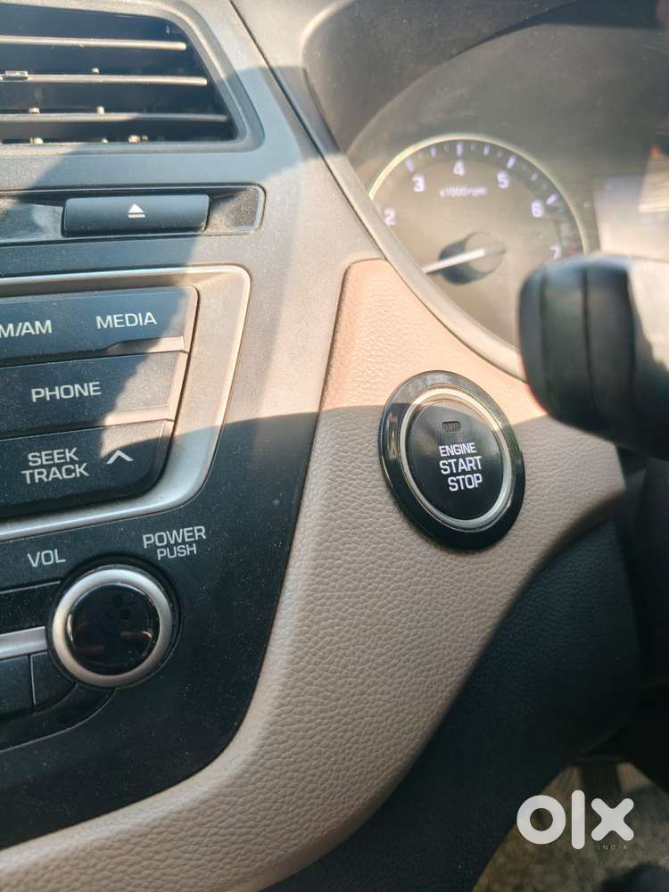 Hyundai Elite I20 Sportz (o) 1.2, 2014, Petrol