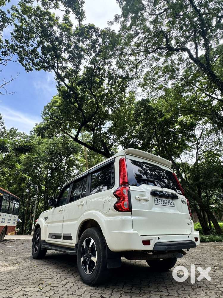 Mahindra Scorpio Classic 2.2 S 11 Mt 7 Str, 2023, Diesel