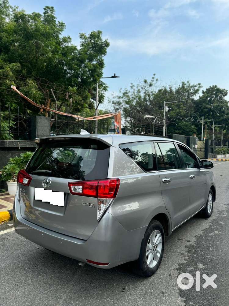 Toyota Innova Crysta