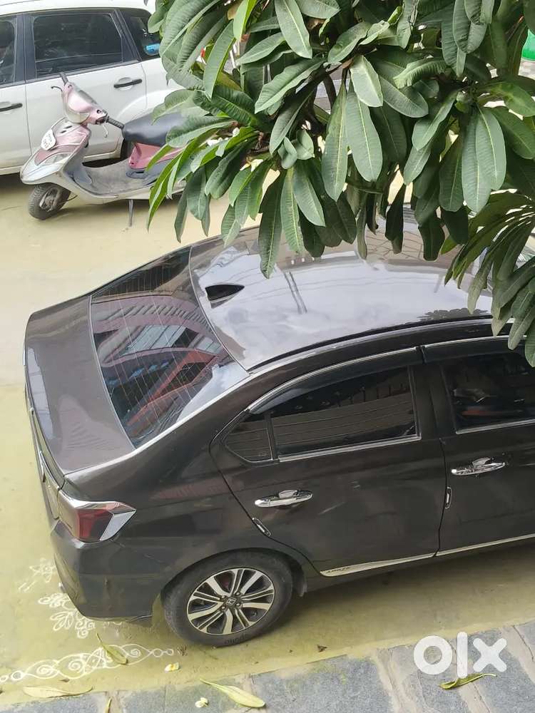 Honda Amaze 2023 Petrol 105000 Km Driven