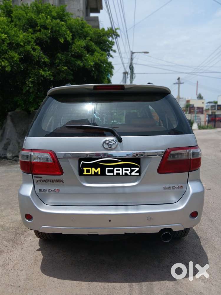 Toyota Fortuner 3.0 4x4 Manual, 2010, Diesel