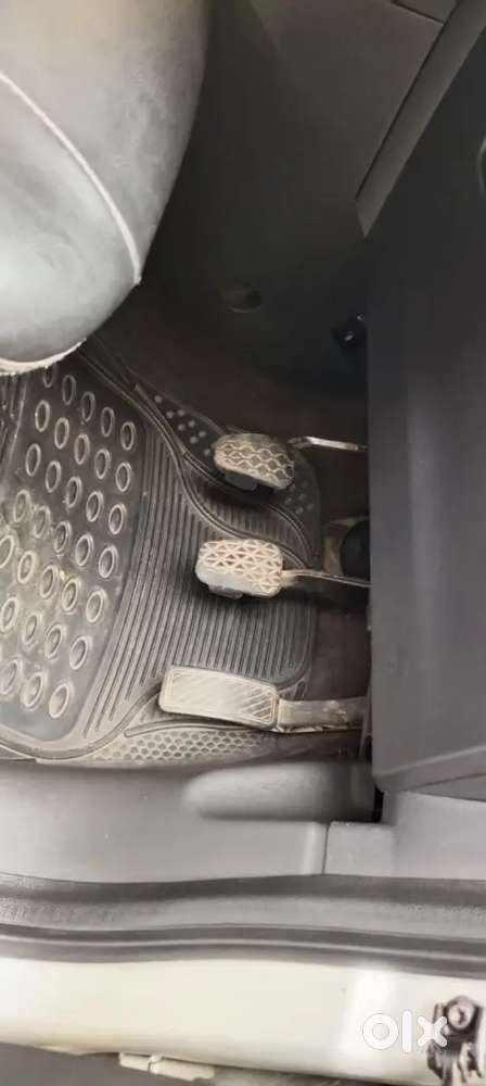 Ford Figo 2019 Model Km 79000  Price (320000