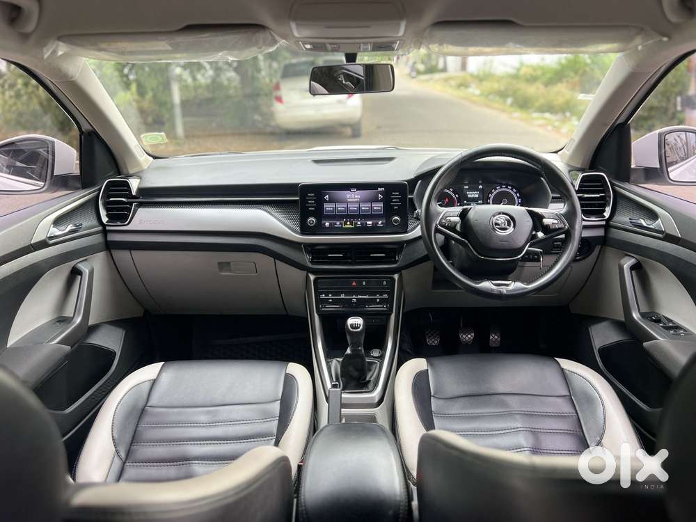 Skoda Kushaq Ambition 1.0l Tsi Mt, 2023, Petrol