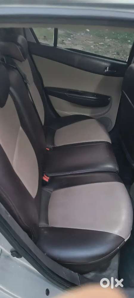 Hyundai I20 Asta Manual 2011