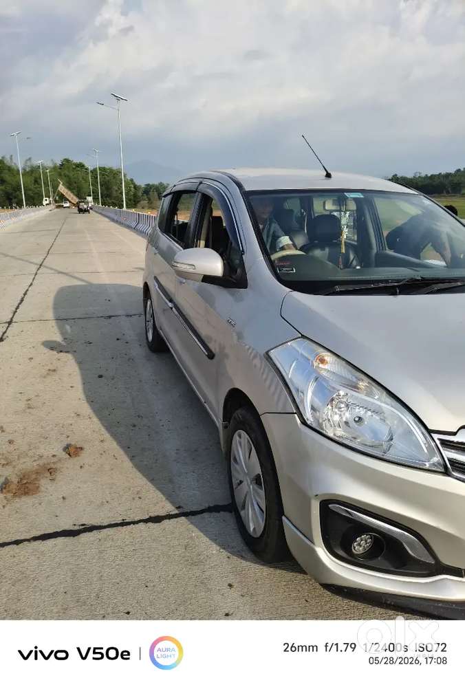 Maruti Suzuki Ertiga 2017shvs